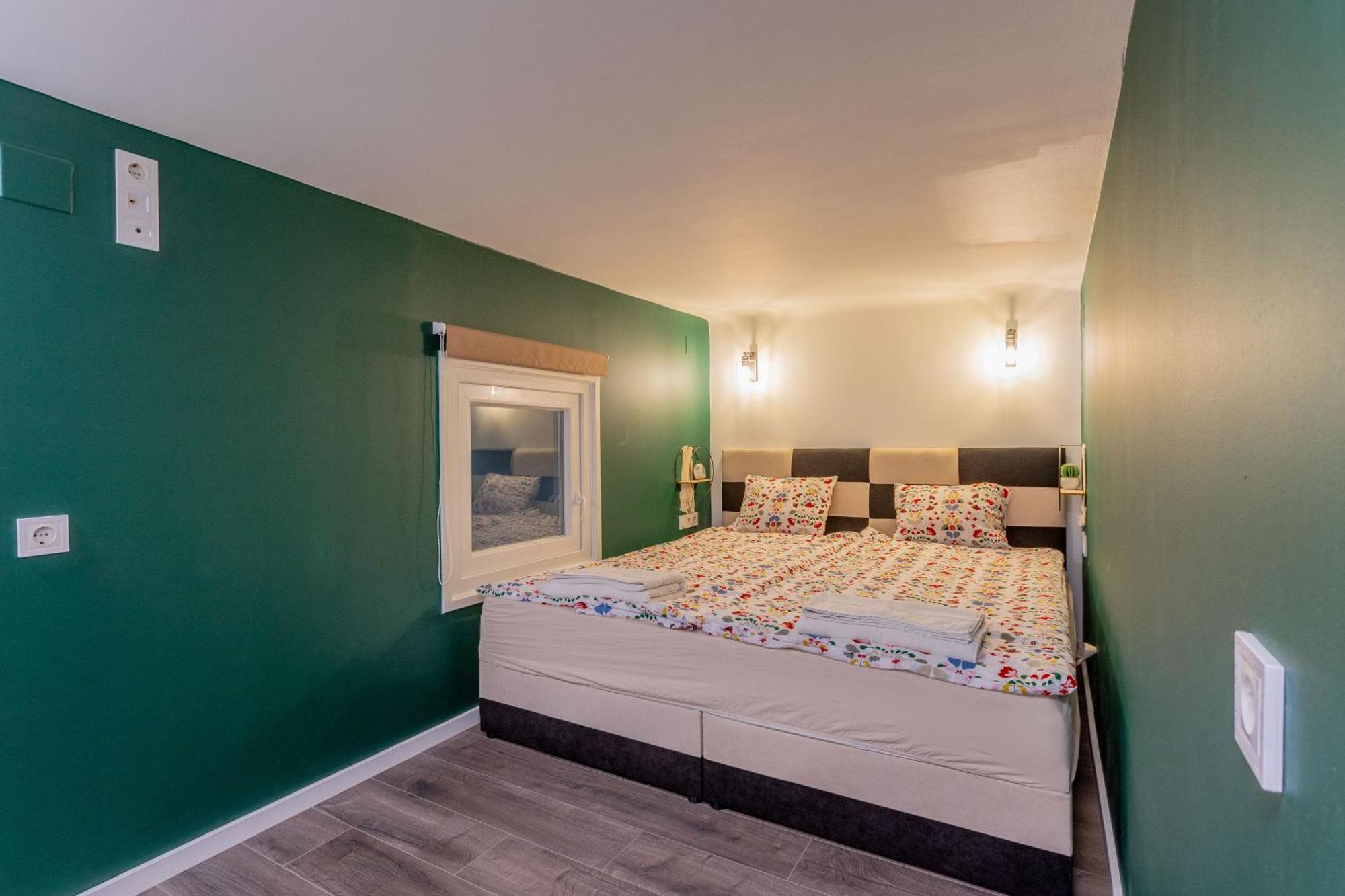 Full Equipment Designed Apartment In The Heart Of Budapest For 4 People المظهر الخارجي الصورة